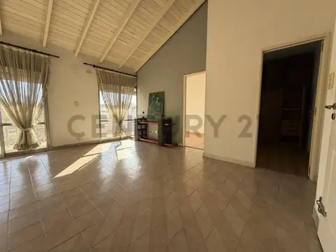 Depto Tipo Casa en Venta 40 años