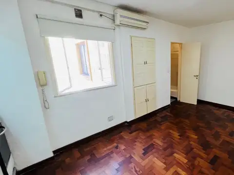 Don Bosco 3800, Piso 2