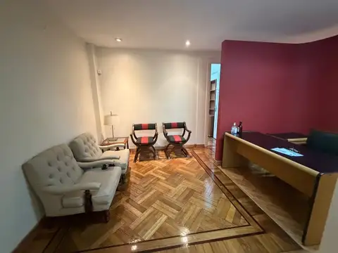 Av Pte Roque Saenz Pena 800, Piso 2