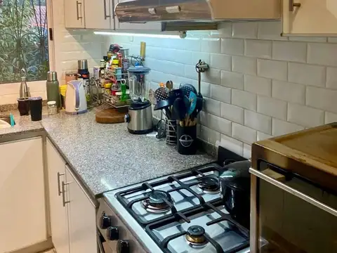 Depto Tipo Casa en Venta de 5 ambientes