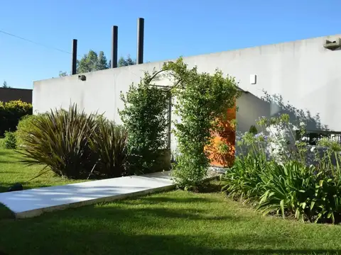 Casa en Venta en General Belgrano, USD 350.000