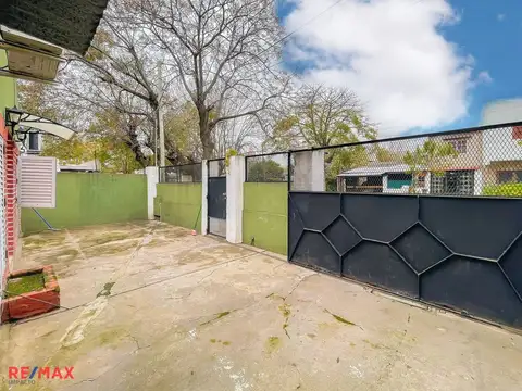 Calle 10 entre 516 y 517 1500