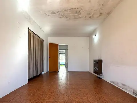 Casa en Venta en Rafael Calzada, USD 98.000