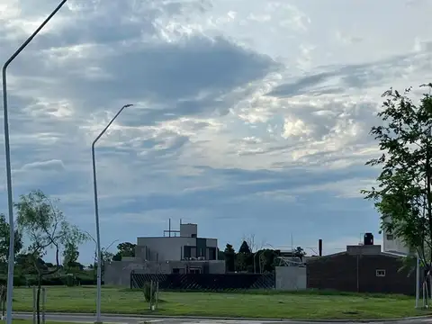 Terreno en Venta 10  mts Frente