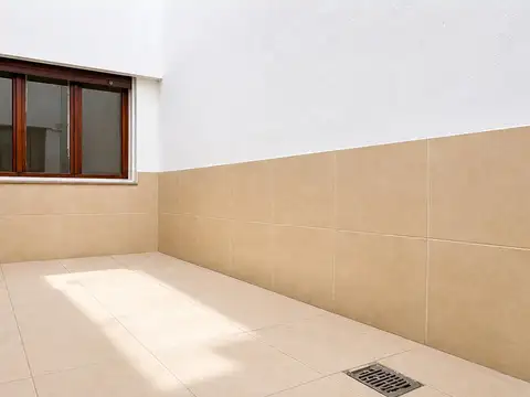 Oficina en Alquiler al Noreste
