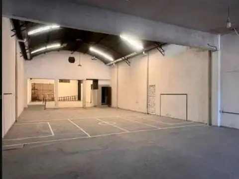 Galpon en Alquiler en Billinghurst, $ 1.900.000