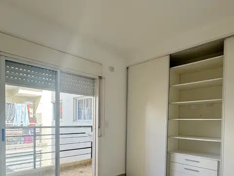 Departamento en Alquiler en Caseros, $ 550.000