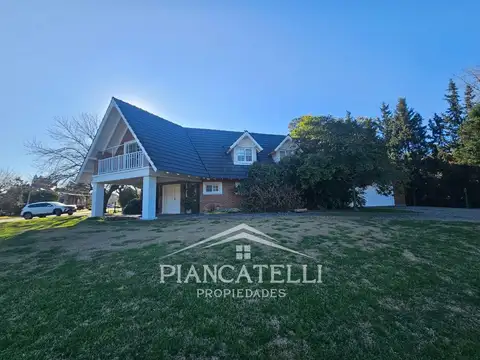 Hermosa casa en venta 6 ambientes en San Diego Country Club