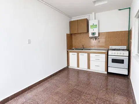 Casa en Alquiler con 1 cochera