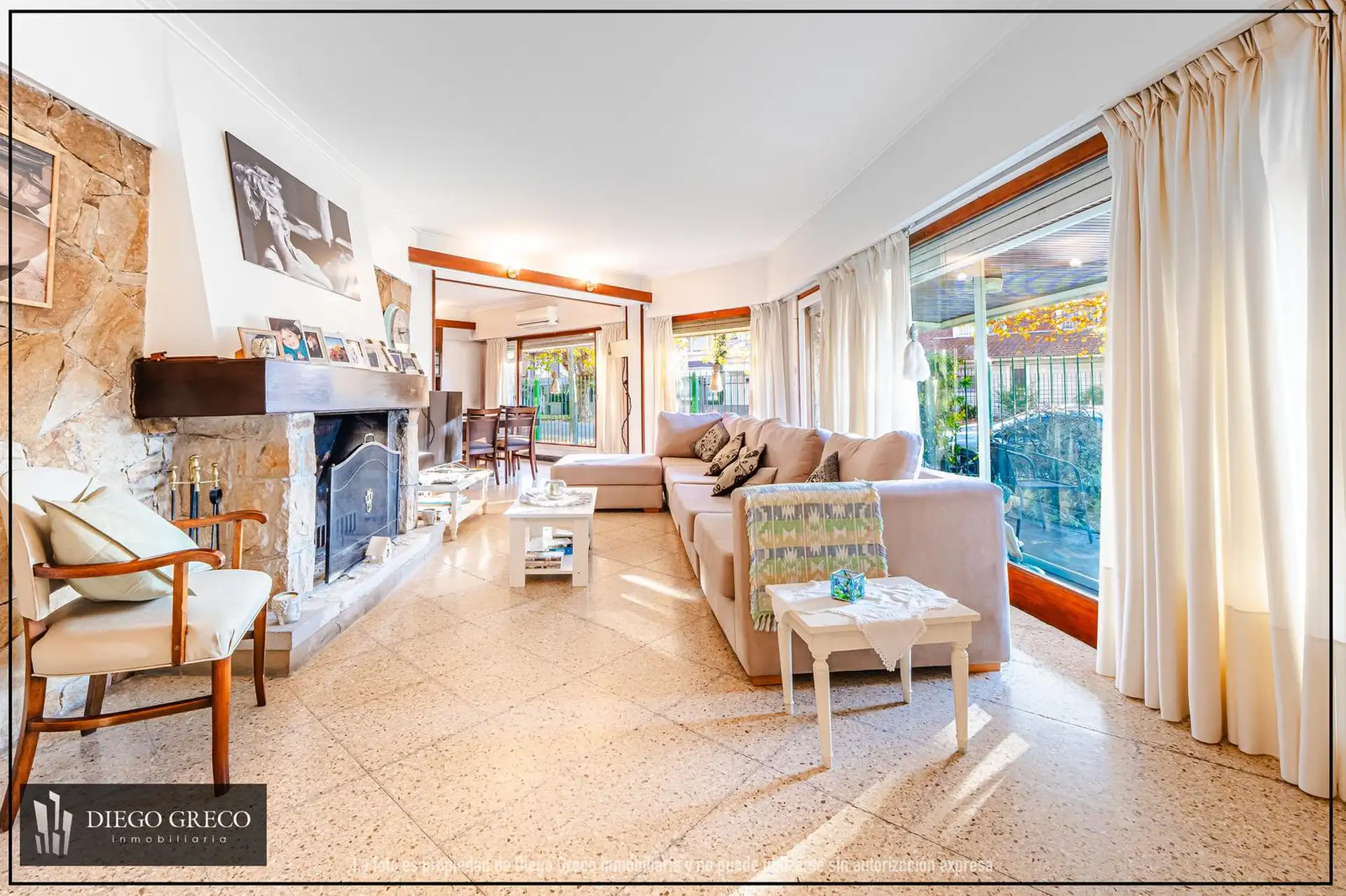 VENTA CASA 4 AMBIENTES - DIVINO ROSTRO- APTA CREDITO