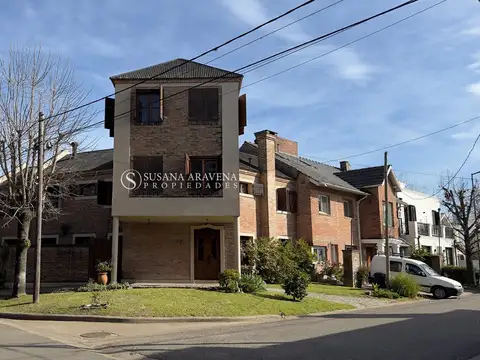 Casa  en Venta en San Isidro Labrador, San Isidro, G.B.A. Zona Norte