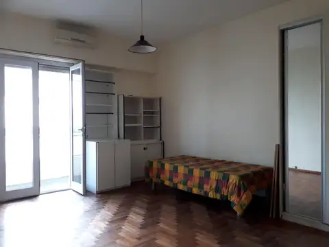 Departamento en Venta en Balvanera, USD 70.000