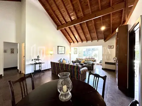 Casa en Venta al Este