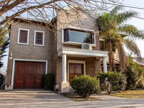 Gobernador Gálvez 1700