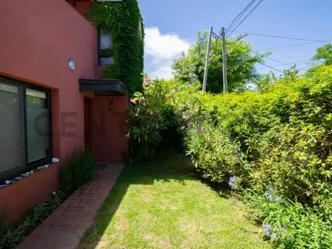 Casa en Venta en City Bell, USD 138.000