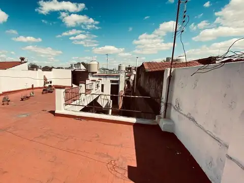 Depto Tipo Casa en Venta de 6 ambientes