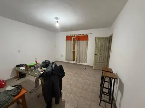 Excelente Casa a la Venta en Barrio Alto Alberdi