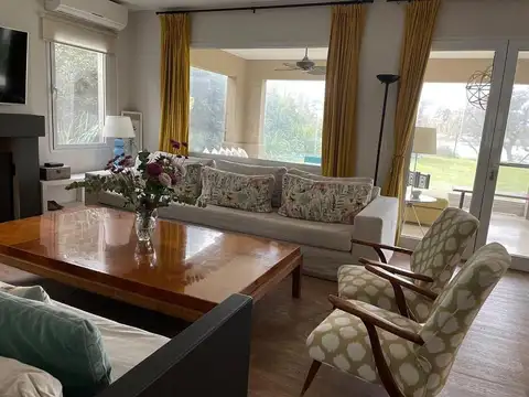 Casa en Venta en Laguna Del Sol, USD 1.200.000