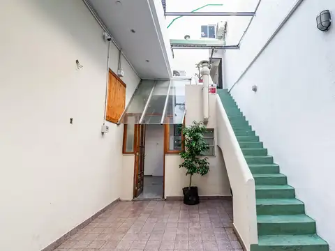 PH en venta, 4 ambientes, Agronomia, Paternal, patio, terraza, parrilla, permuta