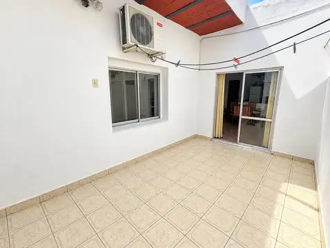 Depto Tipo Casa en Venta de 1 dormitorio
