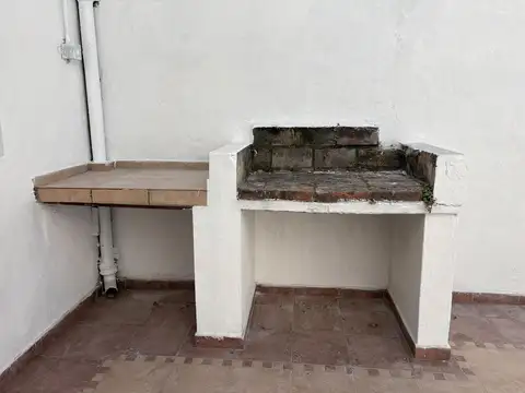 Depto Tipo Casa en Alquiler 50 años