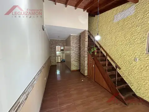 Depto Tipo Casa en Venta de 2 ambientes