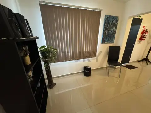 Oficina en Alquiler en Godoy Cruz, $ 550.000