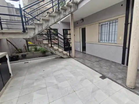 Depto Tipo Casa en Venta en Ramos Mejía, USD 49.000