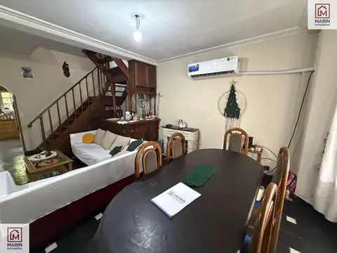Casa 5 ambientes con 3 baños
