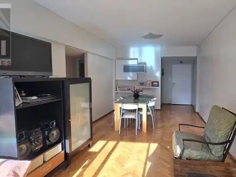 Departamento 4 ambientes con 2 baños