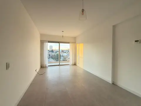 Departamento en Alquiler en Área Centro Oeste, $ 1.500.000