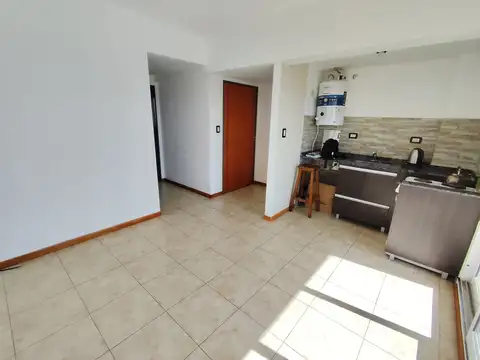 OFICINA CONSULTORIO ALQUILER 2 AMB BALCON