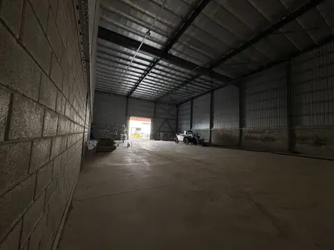 Parque Industrial Avant Alvear - Nave 1400 m2 , Piso 0