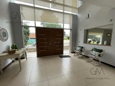 Casa 6 ambientes con 3 baños