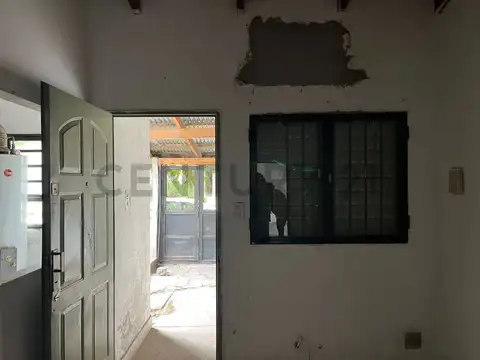 Casa en Venta en Villa Elvira, USD 40.000