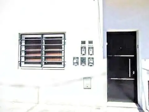 Depto Tipo Casa en Venta de 2 ambientes