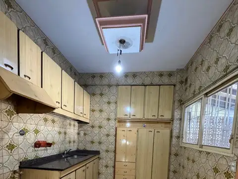 Avenida Brigadier General Juan Manuel De Rosas 8900, Piso 1