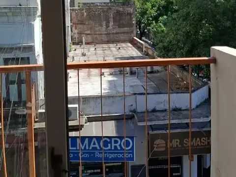 Departamento en Alquiler en Almagro, $ 600.000
