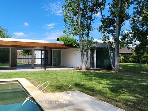 Casa en Venta en San Matias, USD 280.000