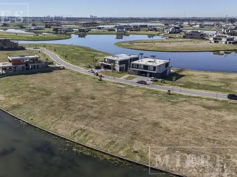 Lote en venta en el Barrio Los Puentes, Nordelta