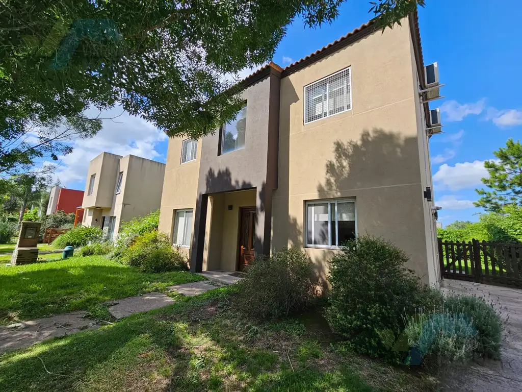 Casa en Venta - 4 dormitorios -