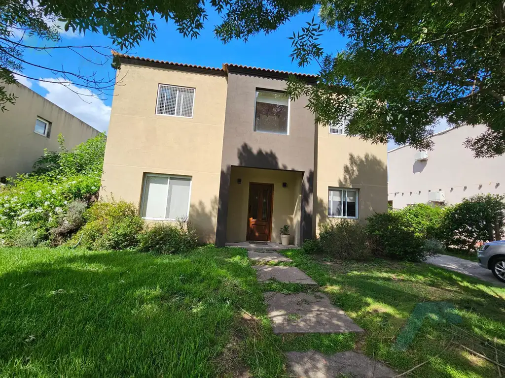 Casa en Venta en El Hornero - 4 dormitorios