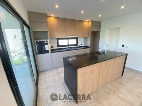 Casa en Alquiler A Estrenar