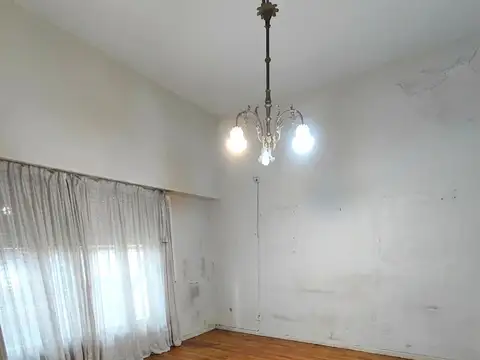 Depto Tipo Casa 4 ambientes con 1 baño