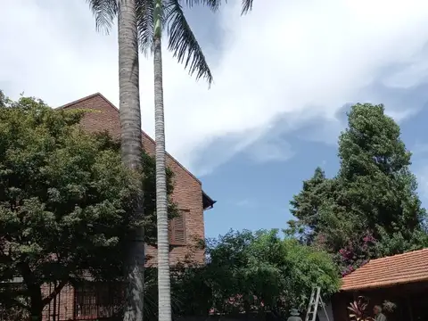 Terreno en Venta en Barrio Parque, USD 270.000