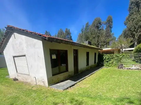 Casa 3 ambientes con 1 baño