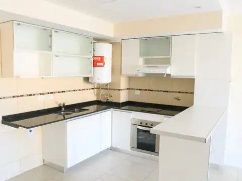 Departamento en Alquiler en Echesortu, $ 550.000