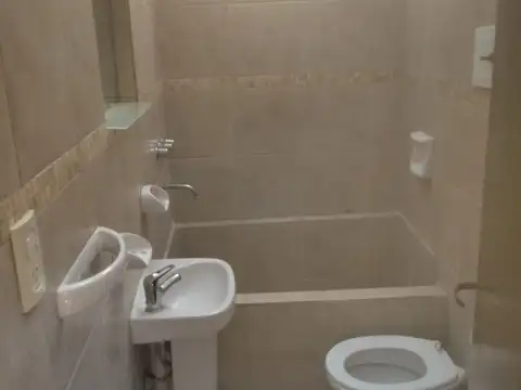 Depto Tipo Casa en Venta en Quilmes, USD 65.000