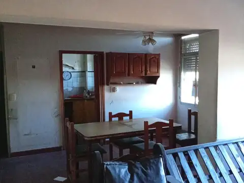 Depto Tipo Casa en Venta en Lomas de Zamora, USD 32.000