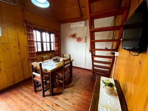 Complejo de 4 cabañas de madera c/ piscina